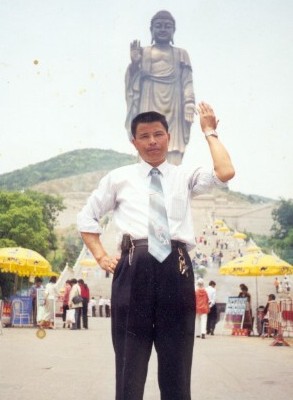 许天明照片