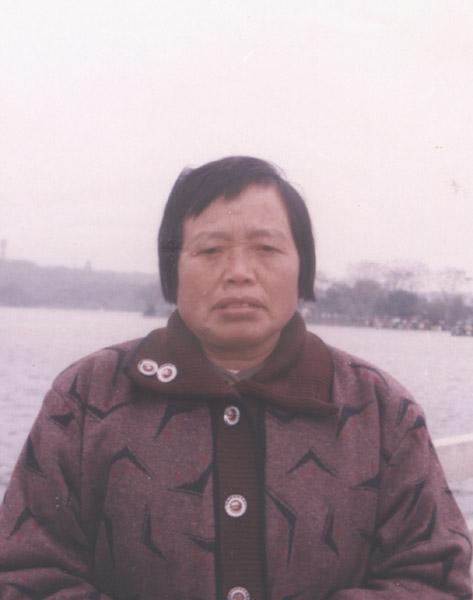 母亲刘加玉大人之墓照片