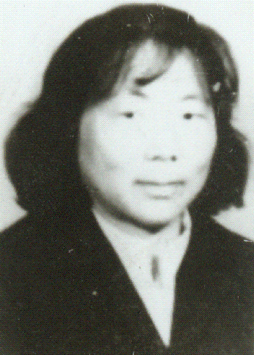 徐先美照片