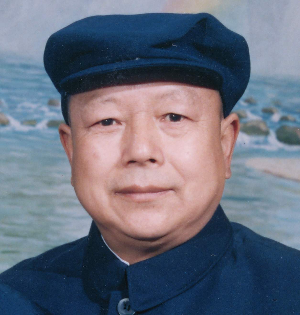 任长贵照片