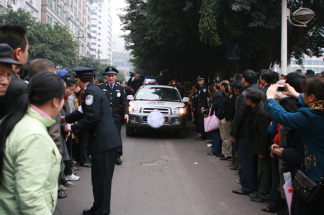 网同名馆__"人民卫士"——周鑫纪念馆